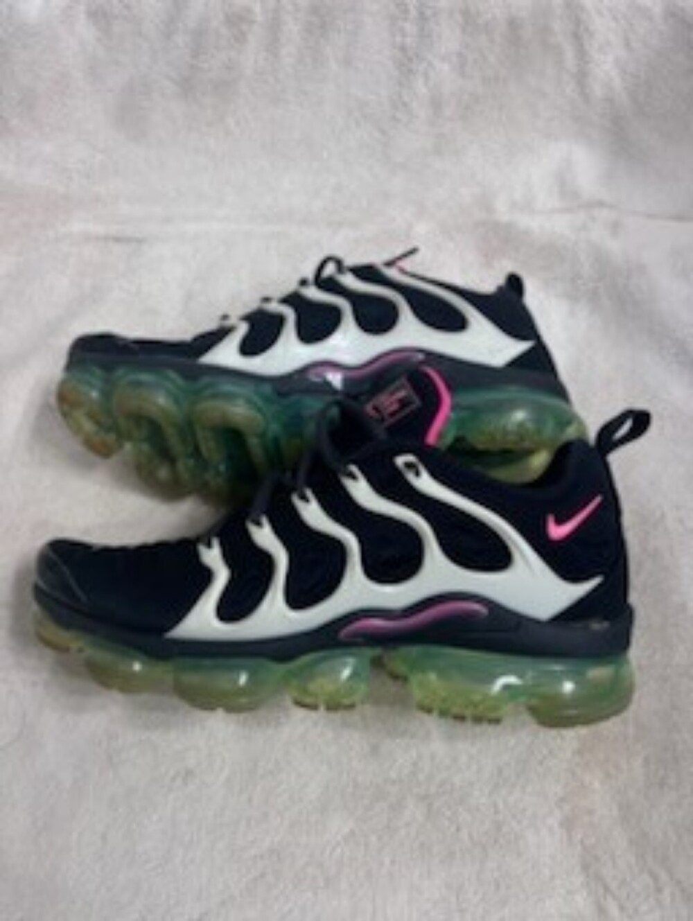 Nike Hot Pink Shoe Interior Label Detail